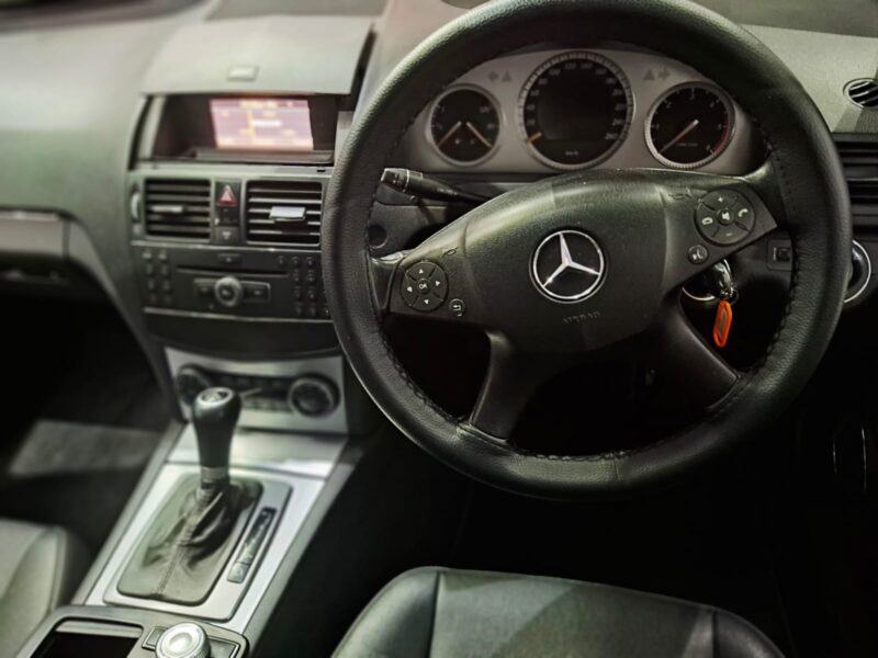 2008 Mercedes Benz C220 CDi Avantgarde Automatic