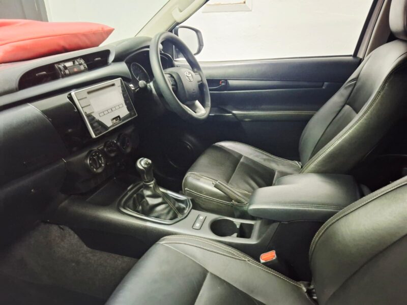 2017 Toyota Hilux SRX E-Cab 2.4 GD6