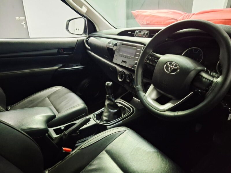 2017 Toyota Hilux SRX E-Cab 2.4 GD6